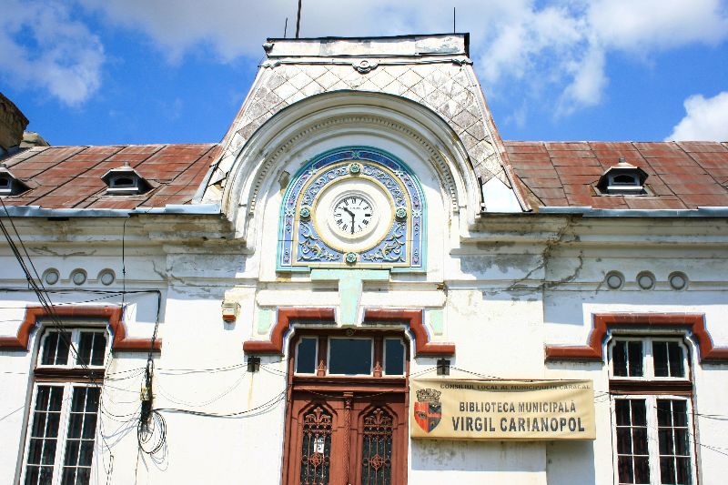 Biblioteca Municipala Virgil Carianopol Caracal